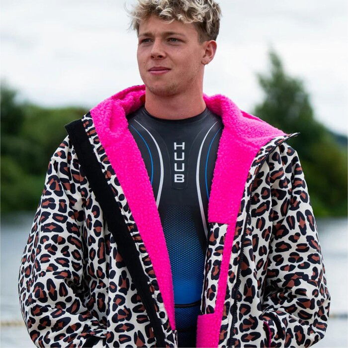 Huub Robe 2025 CRLP Im Wandel - Leopard / Pink